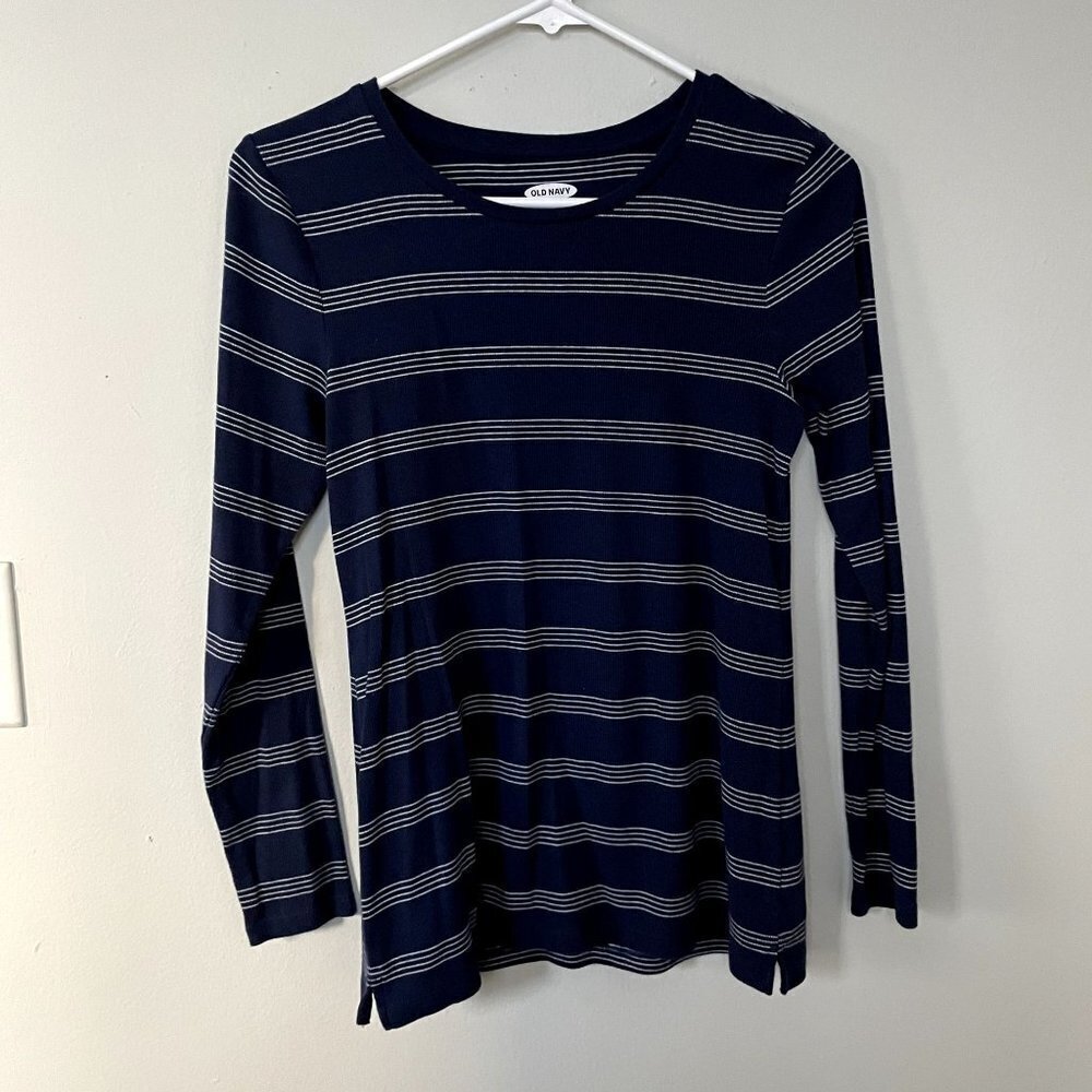 Old Navy dark blue white striped long sleeved casual comfortable crewneck shirt